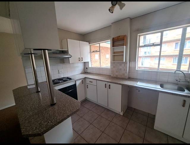 2 BEDROOM APARTMENT FOR SALE IN DIE HOEWES